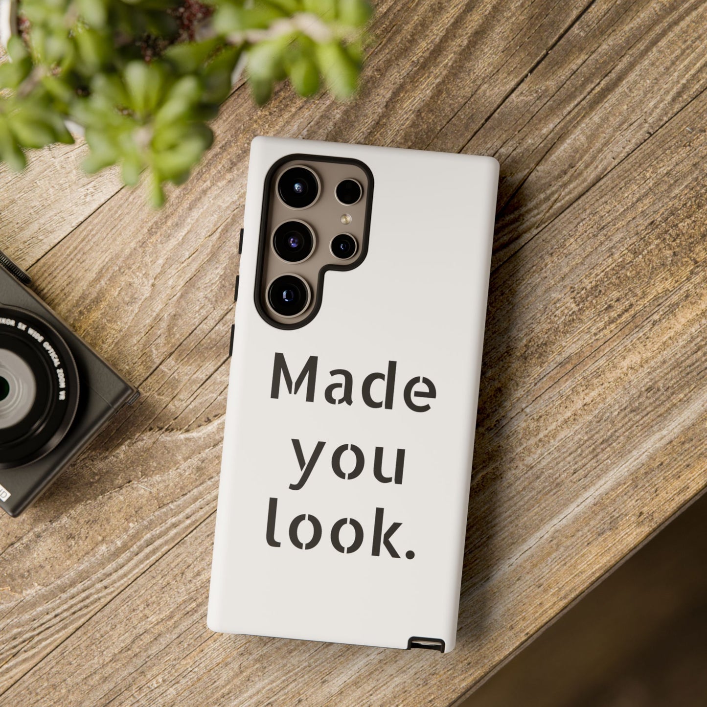 Made you look. Smartphonehülle