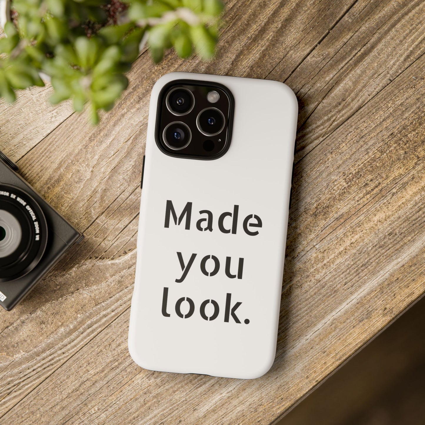 Made you look. Smartphonehülle